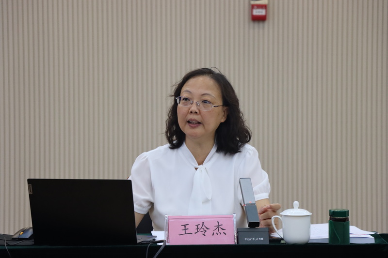 王玲杰：在深學深悟中堅定文化自信 在奮發(fā)有為中扛穩(wěn)擔當使命